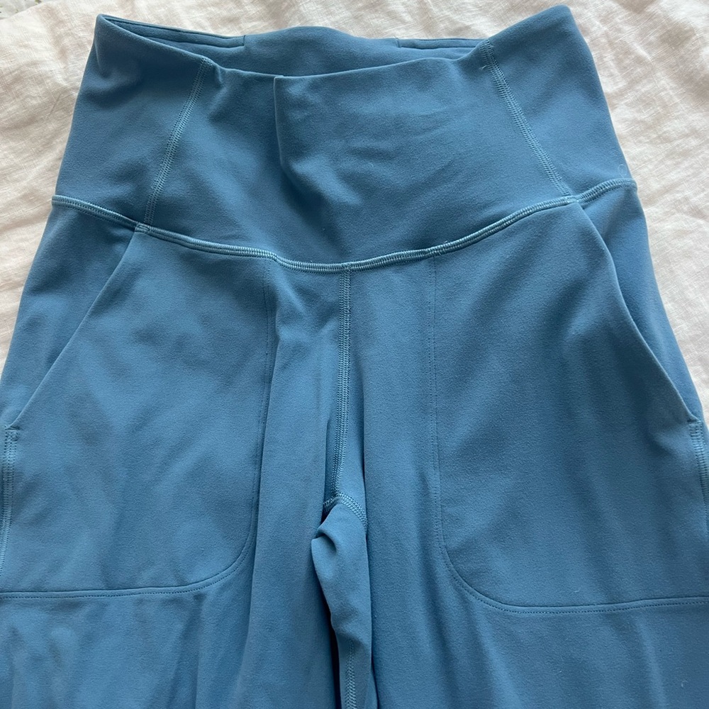 Lululemon align pant yoga pant legging front pocket wideleg pant blue size 4 - Picture 5 of 5